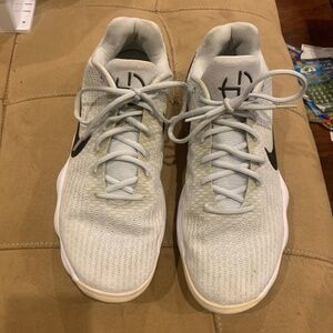 Nike hyperdunk 2017 low